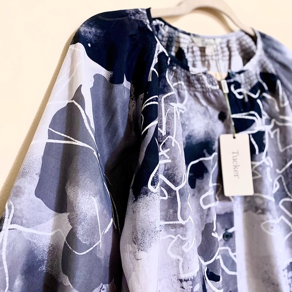 NWT Tucker The Classic Cotton Silk Button-Down Blouse Watercolor Print MSRP$295 - Picture 5 of 13